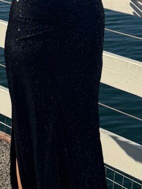Beautiful black sparkling black dress
